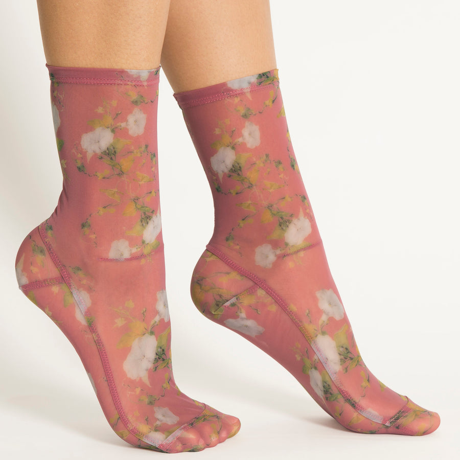 Darner Dusty Pink Rosendal Floral Mesh Socks - Darner Socks 