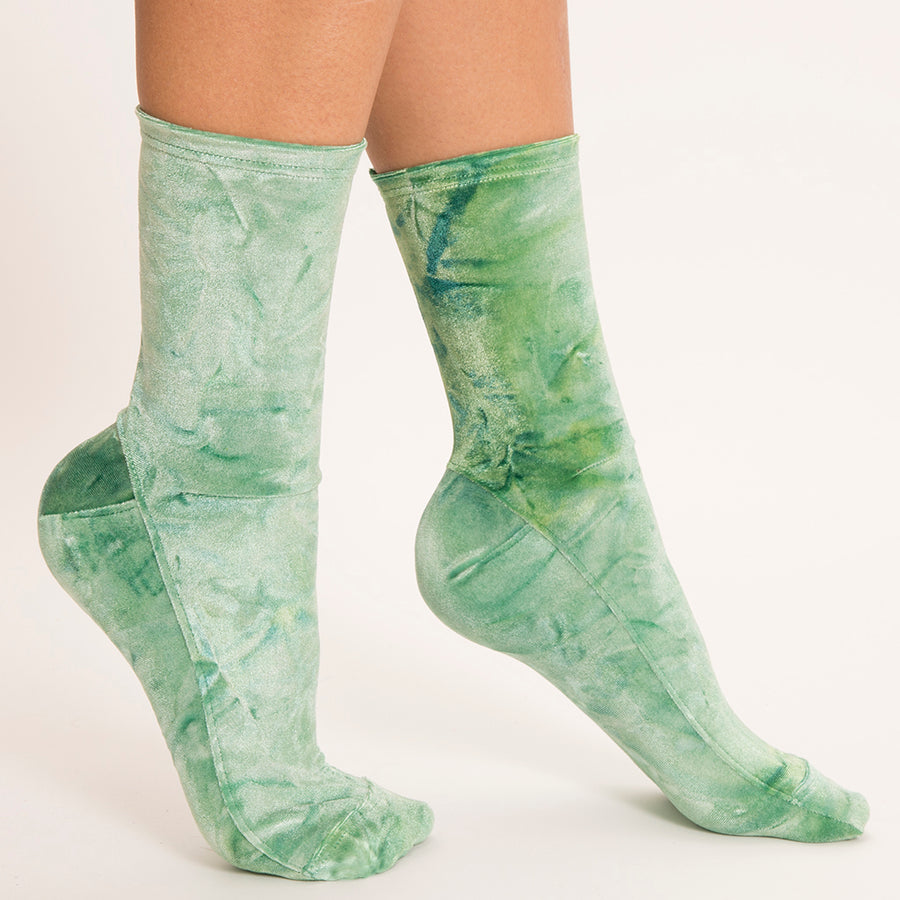 Darner Green Tie-Dye Velvet Socks